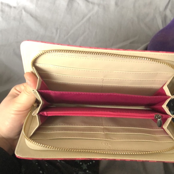 Pink wallet - Picture 2 of 2